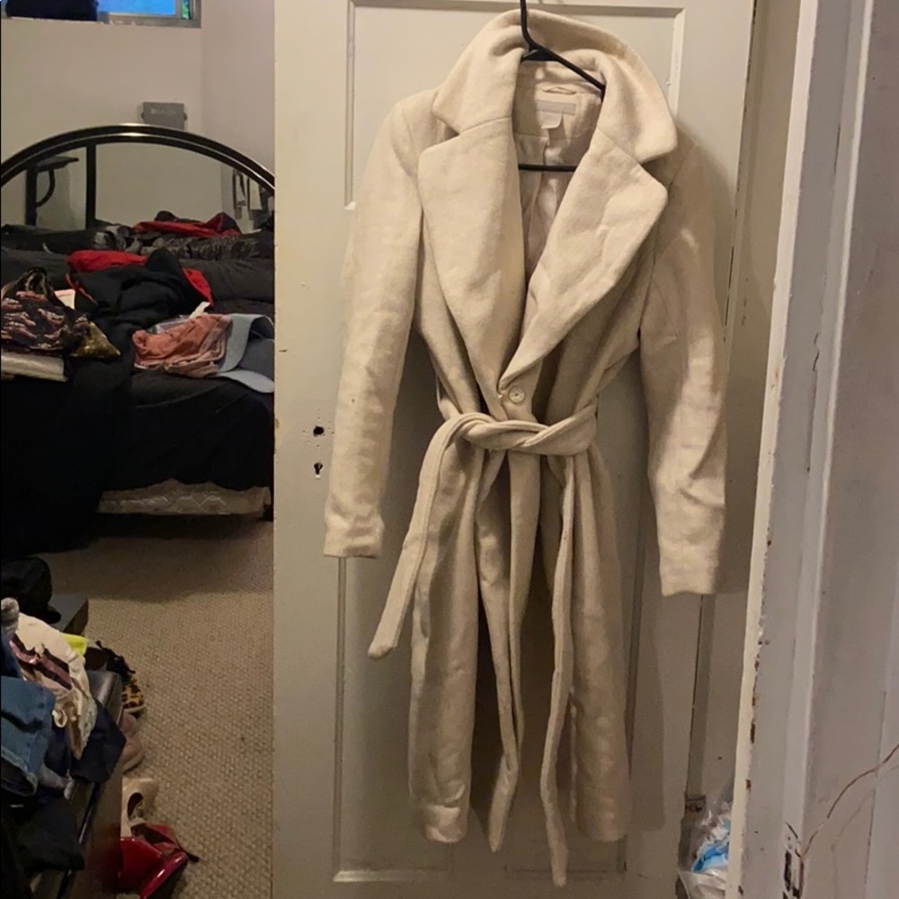 H&M cream wool coat for winter, size 6